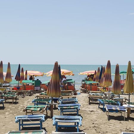 Hotel Riviera Durrës Eksteriør billede