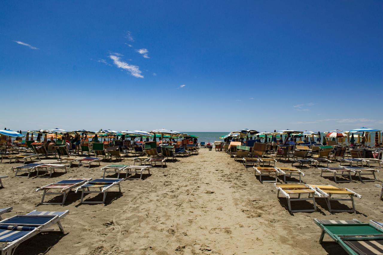 Hotel Riviera Durrës Eksteriør billede