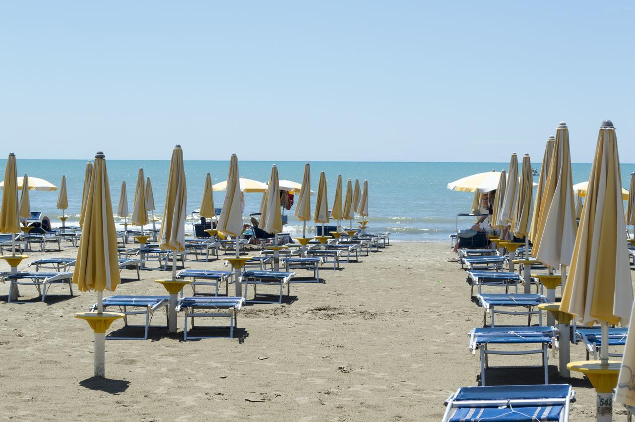 Hotel Riviera Durrës Eksteriør billede